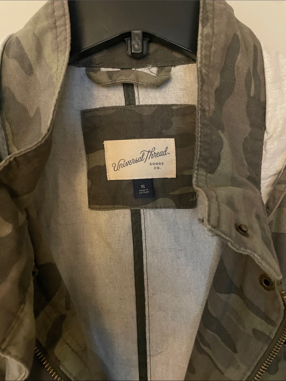 Universal Thread Olive Camo Utility Jacket with Hood - Picture 2 of 5